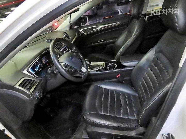 Ford Fusion New EcoBoost 2.0 13 year ~ 7
