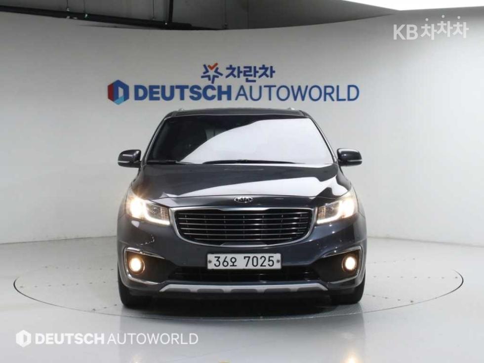 2017 - kia carnival