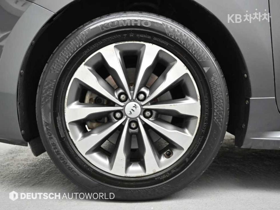2017 - kia carnival