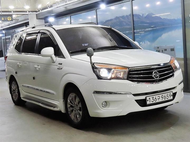 KG Mobility (Ssangyong) Korando Turismo 4WD Outdoor Edition