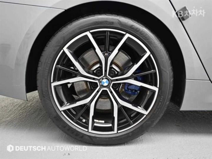 BMW 5 Series G30 530i M Sport — фото 5