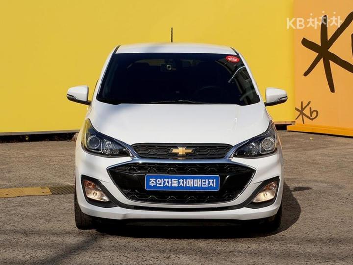 Chevrolet Spark LT Base Type