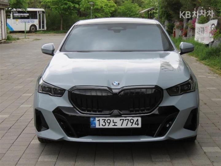 BMW 5 Series New G60 530i xDrive M Sport