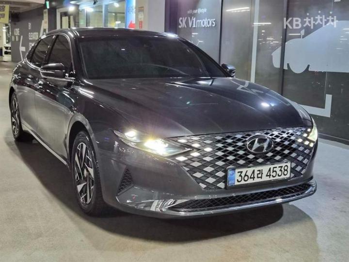 Hyundai Grandeur Hybrid 2.4 Exclusive