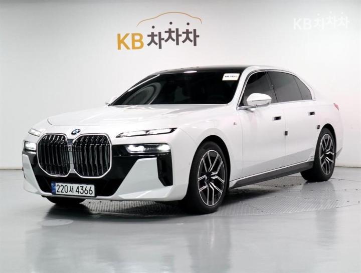 BMW 7 Series G70 740i sDrive M Sport Executive