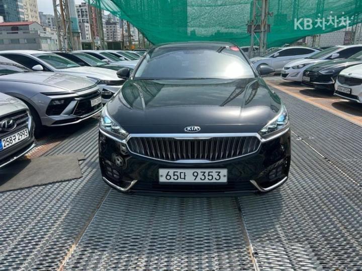 Kia K7 3.0 LPi Luxury