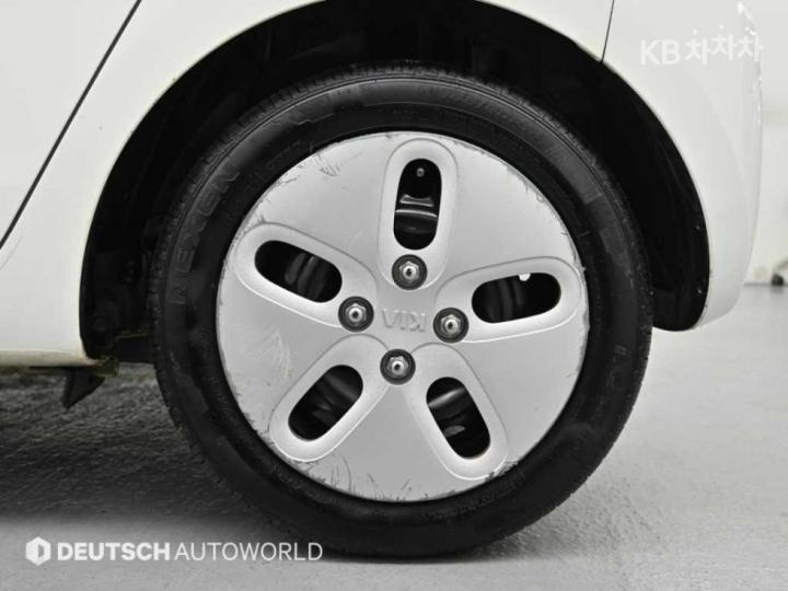 Kia Ray Van 1.0 Gasoline Van Prestige Special — фото 5