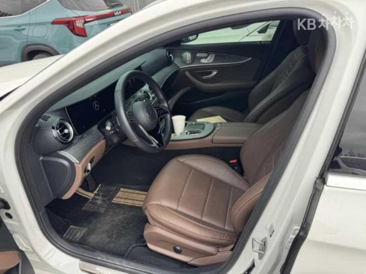 Mercedes-Benz E-Class W213 E350 4MATIC Exclusive — фото 4