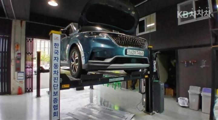 Kia Carnival D2.2 Prestige