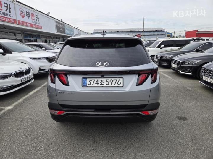 Hyundai Tucson The NX4 Gasoline 1.6T 2WD Premium — фото 3