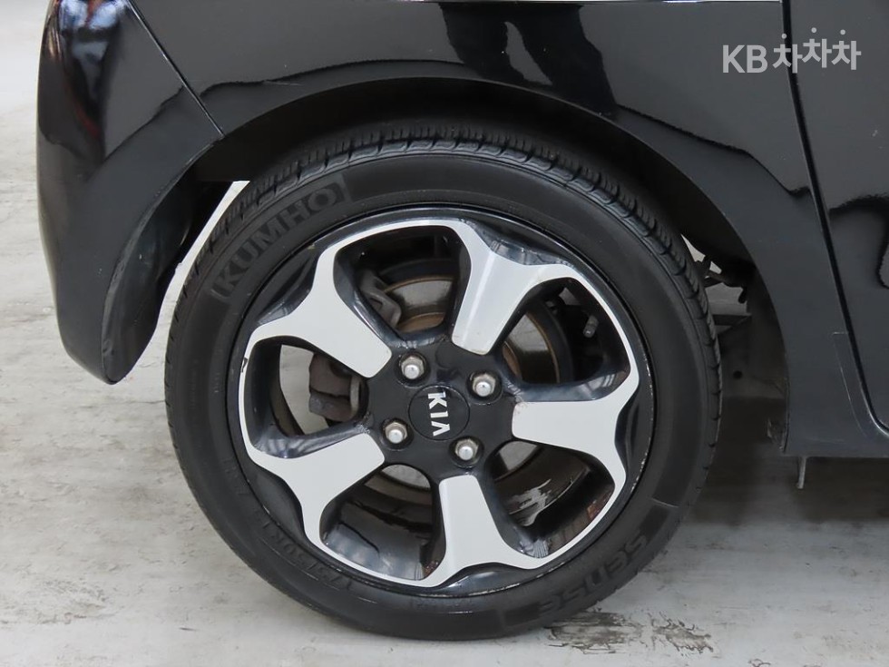 2014 - kia ray