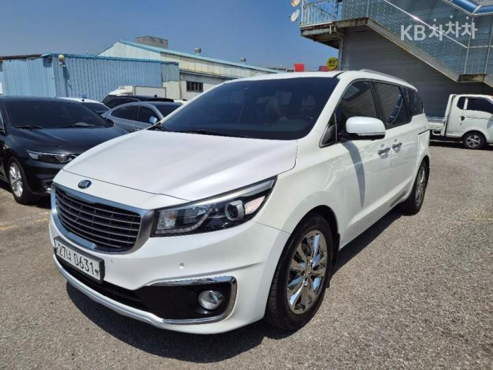 Kia Carnival 2.2 Diesel Limousine President