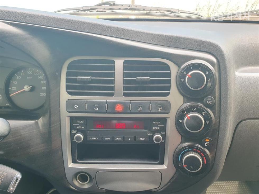 2019 - kia bongo iii
