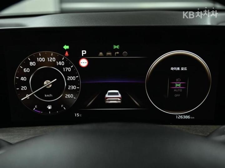 Kia K8 3.5 LPG Prestige 9
