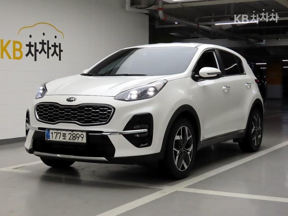 2022 - kia sportage