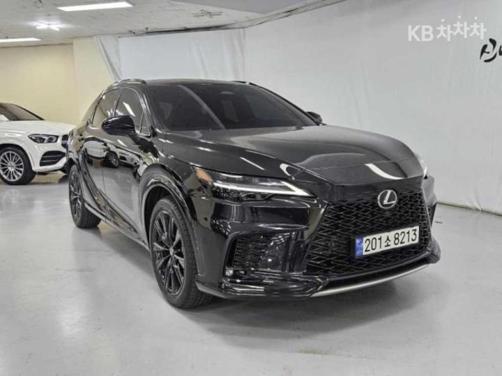 Lexus RX RX 500h — foto 1