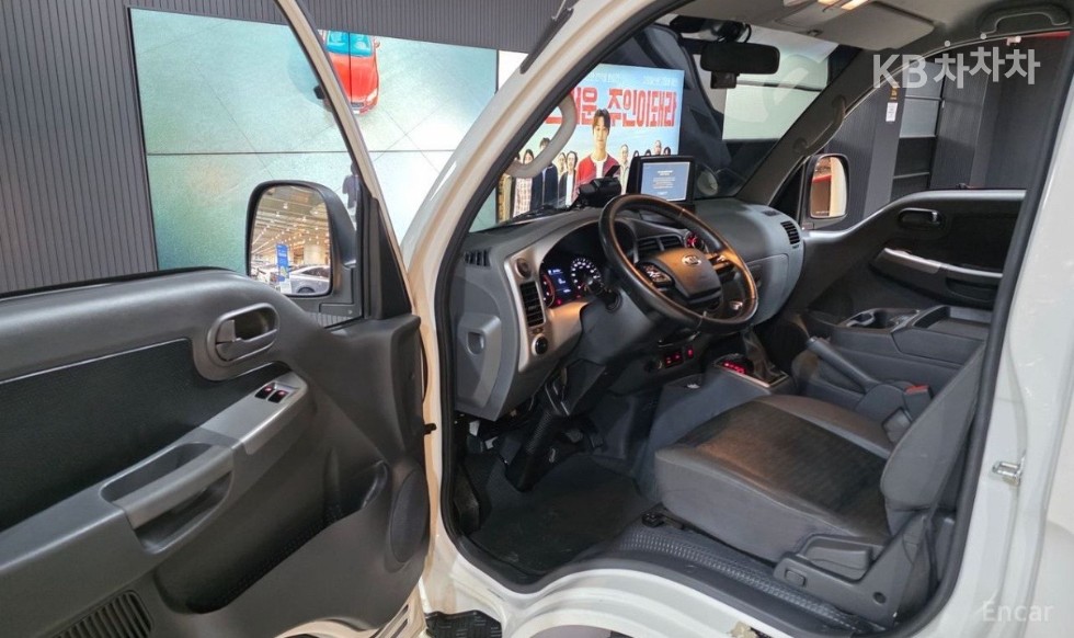 2022 - kia bongo iii