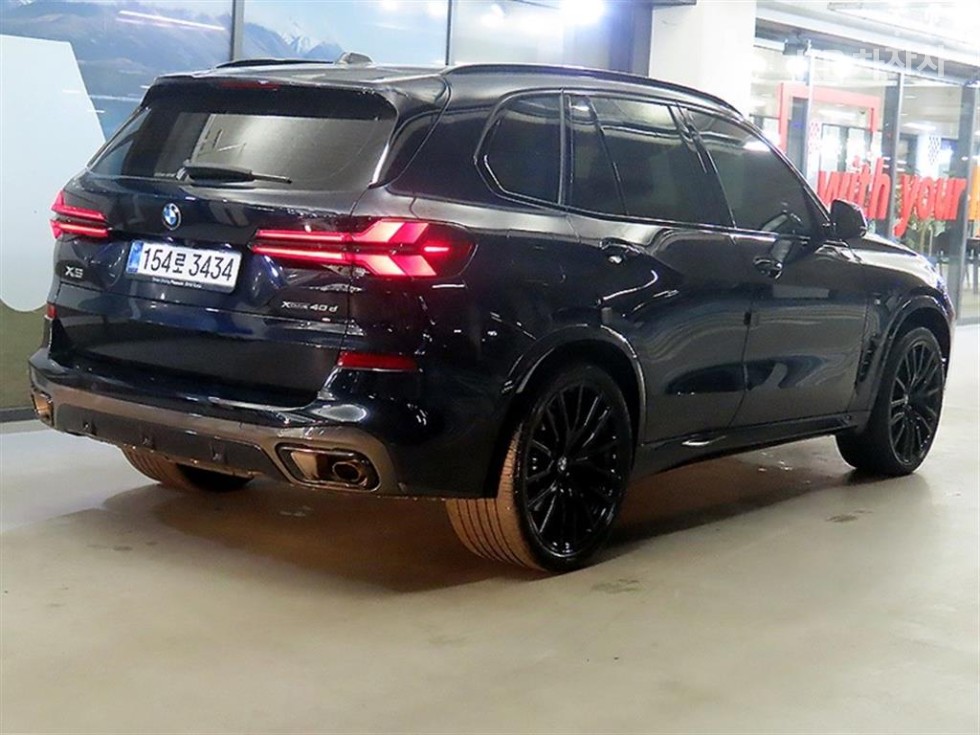 BMW X5 — miniaturë 4