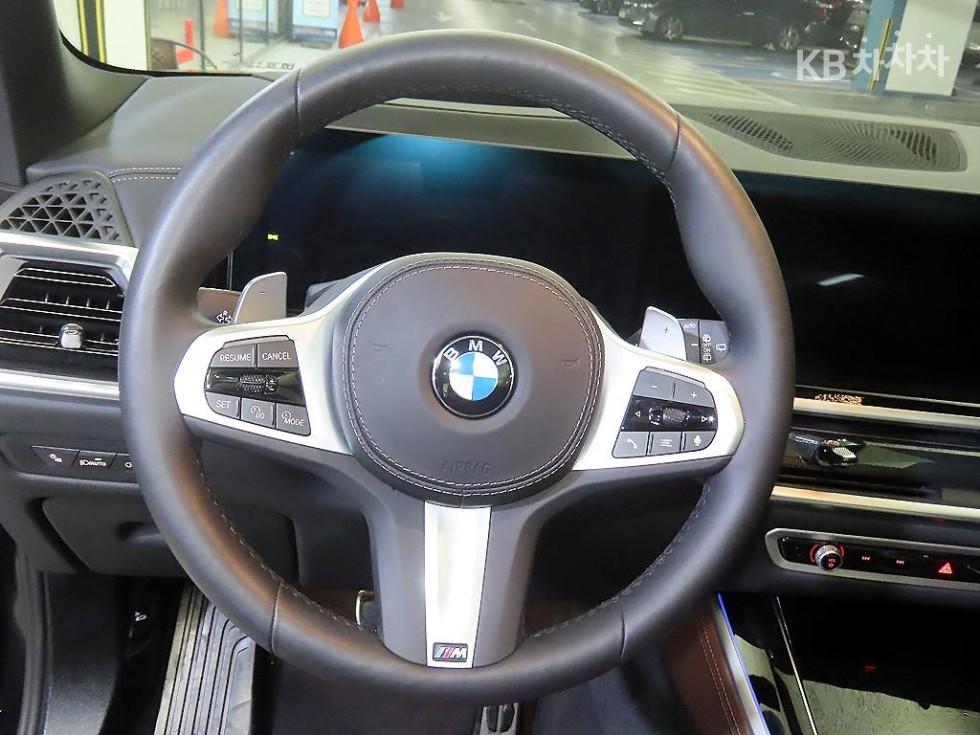 BMW X5 — miniaturë 8