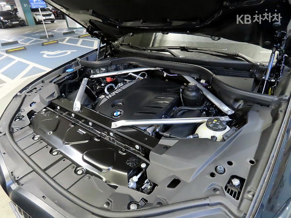 BMW X5 — miniaturë 19