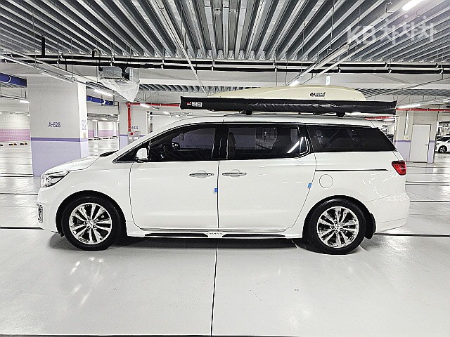 2017 - kia carnival
