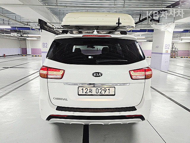 2017 - kia carnival