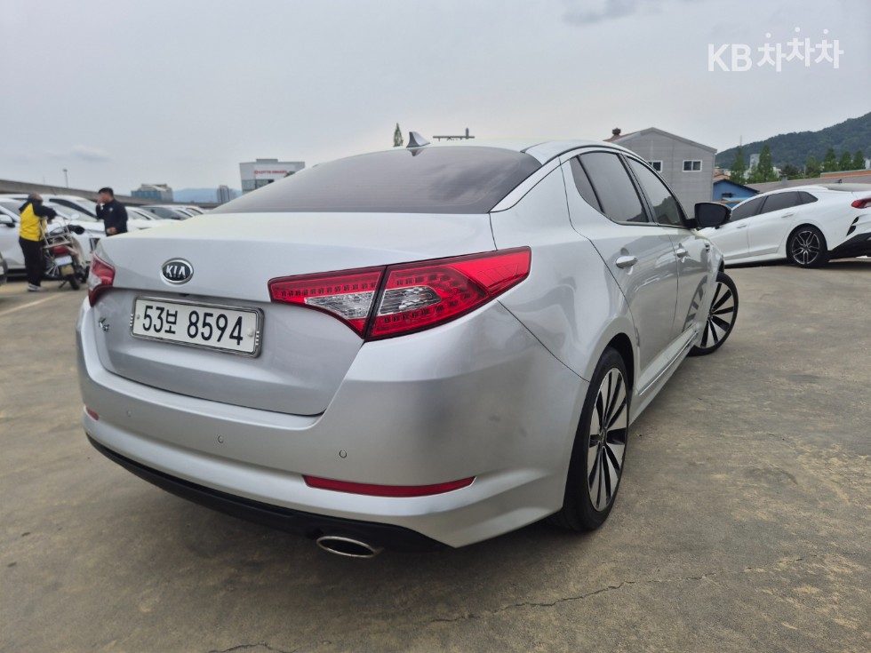 2011 - kia k5