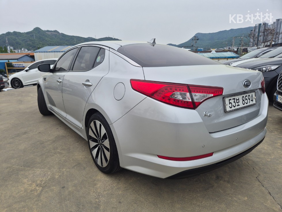 2011 - kia k5