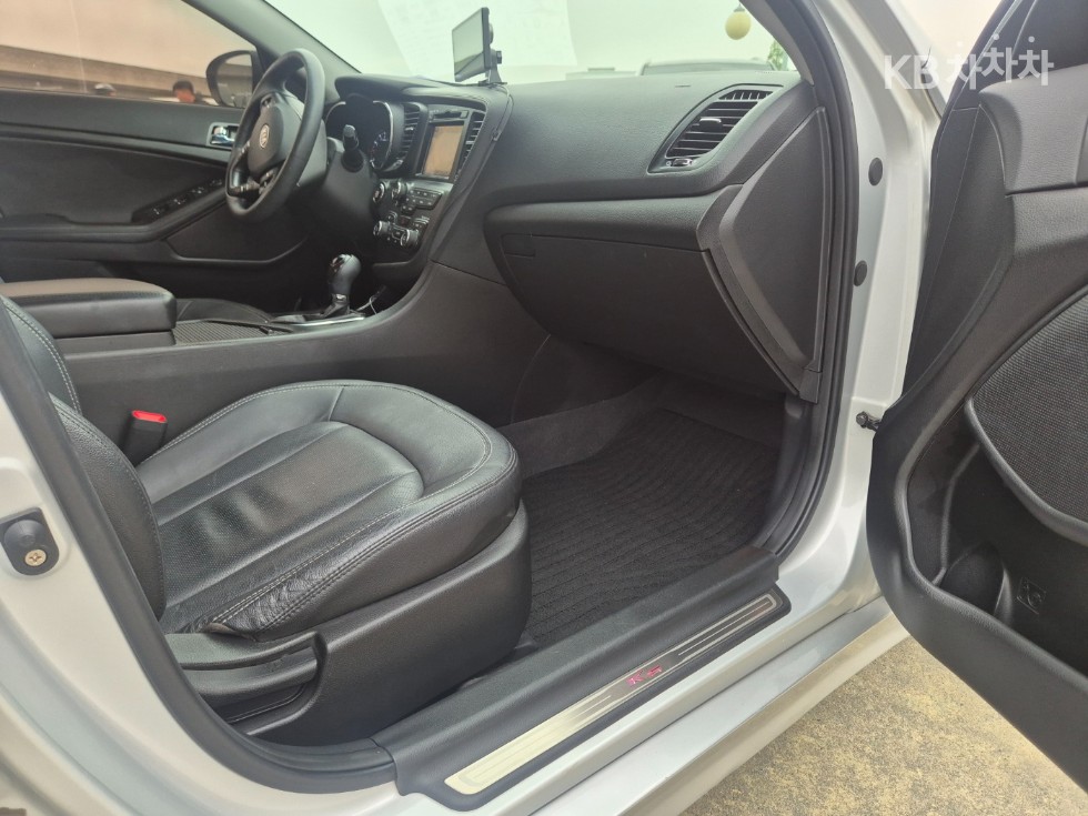 2011 - kia k5