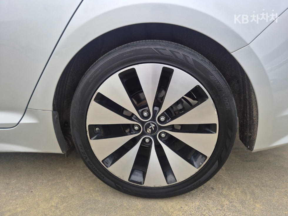 2011 - kia k5