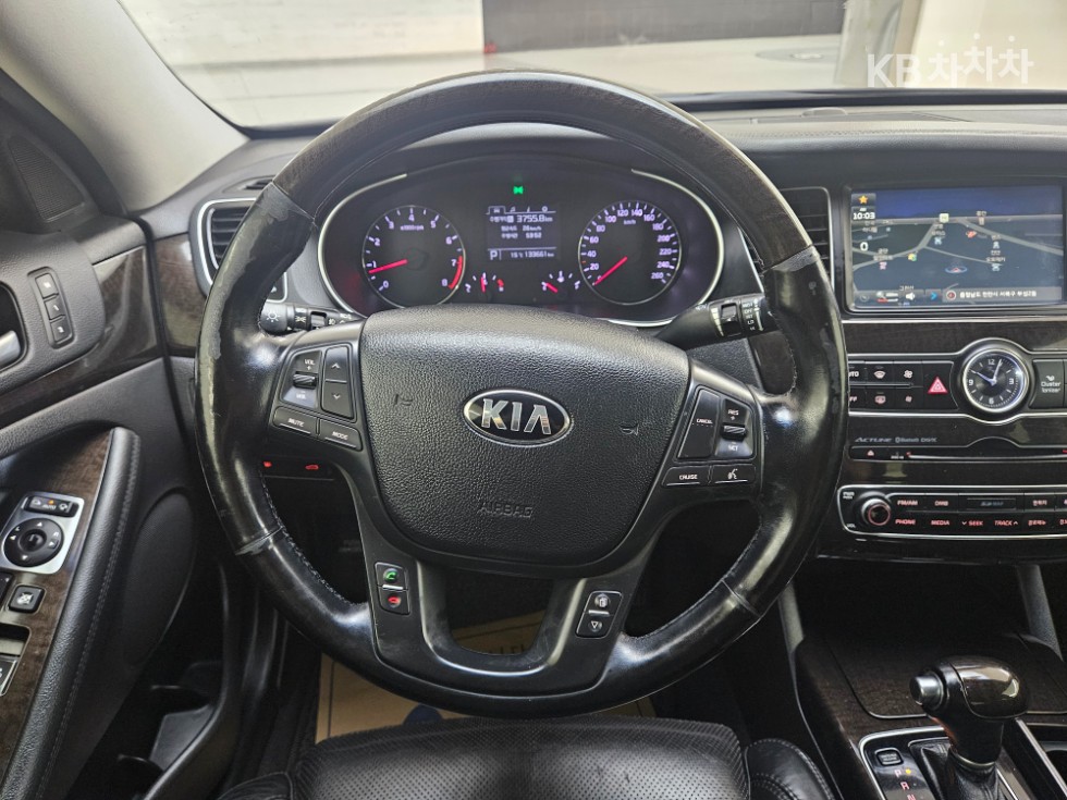 2013 - kia k7