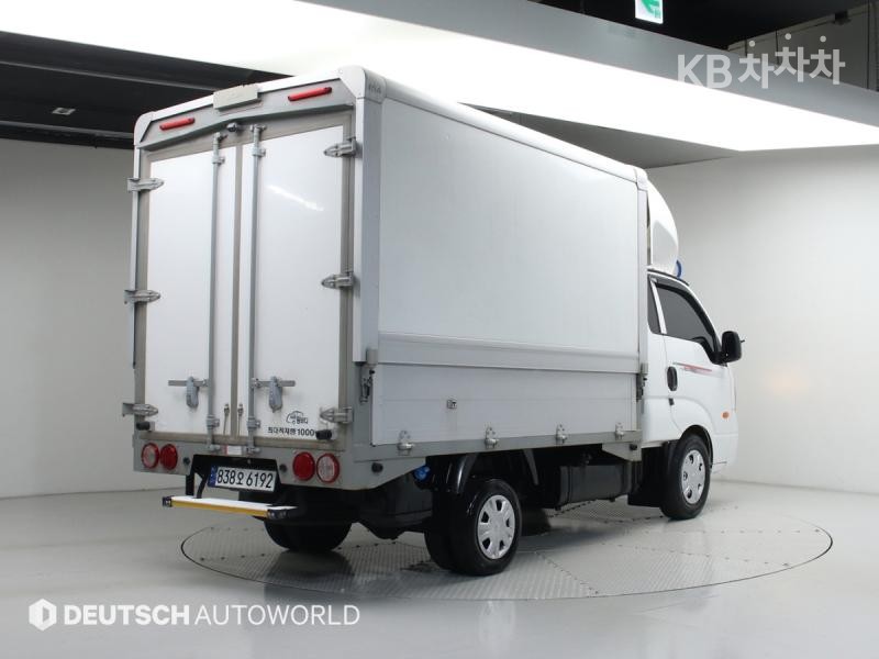 2023 - kia bongo iii