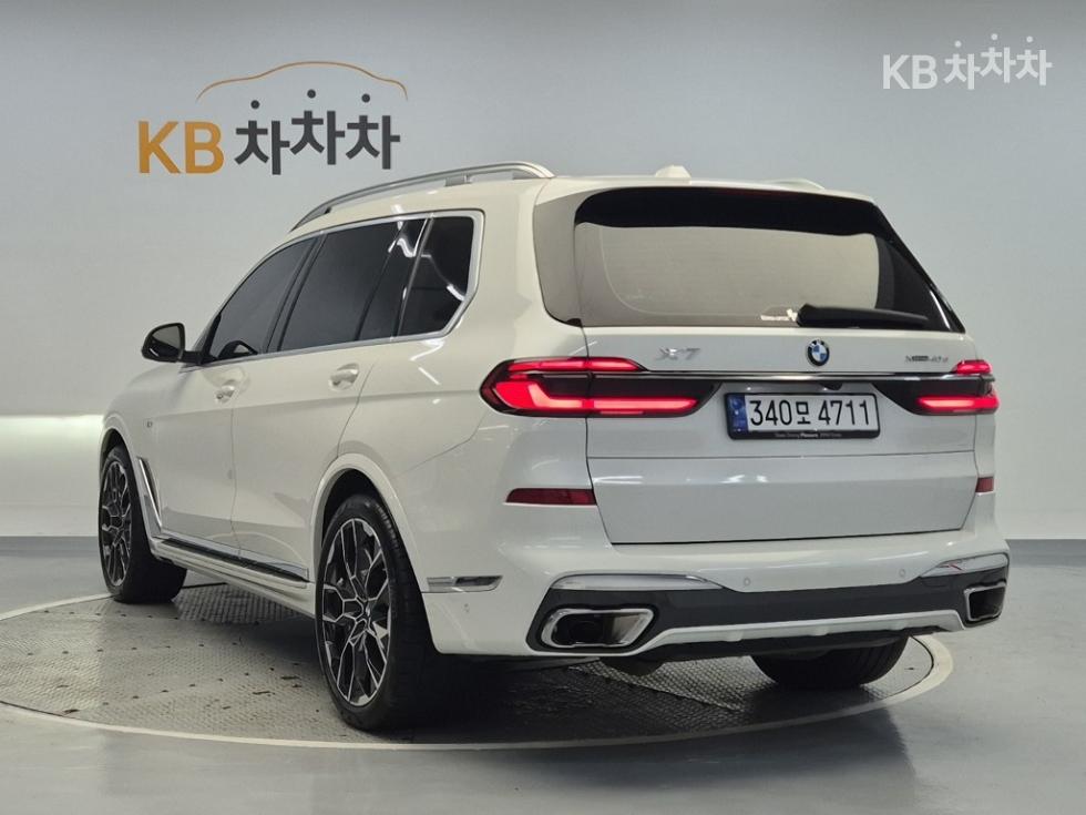 BMW X7 — miniaturë 2