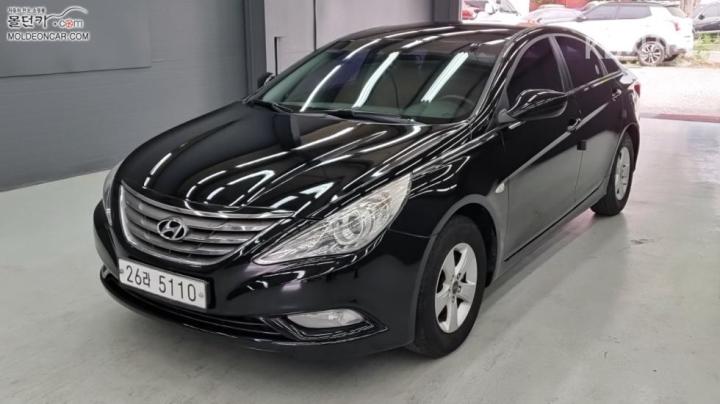 Hyundai Sonata YF LPi Deluxe