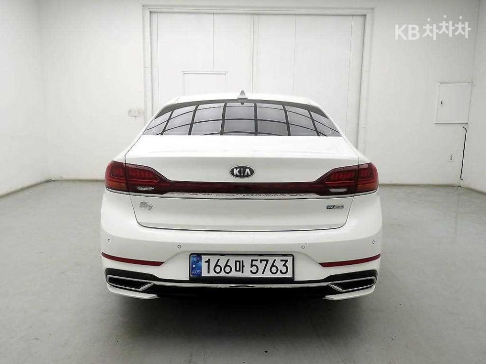 2021 - kia k7