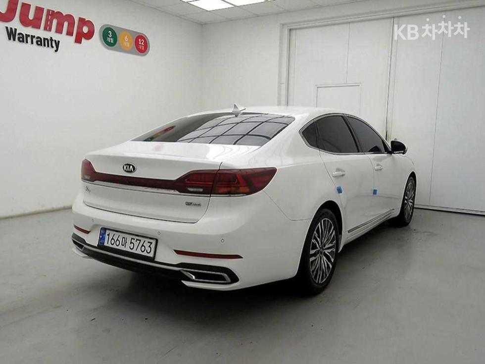 2021 - kia k7