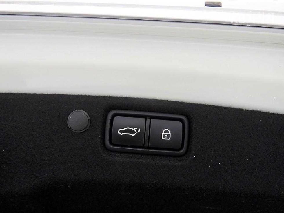 2021 - kia k7