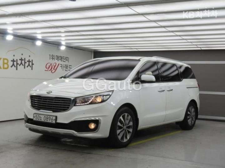 Kia Carnival 2.2 Diesel Luxury