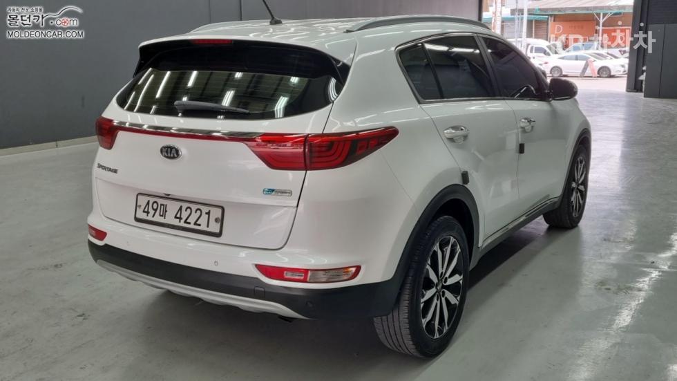 2018 - kia sportage