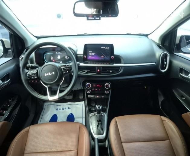 Kia Morning JA 1.0 Gasoline Signature 8