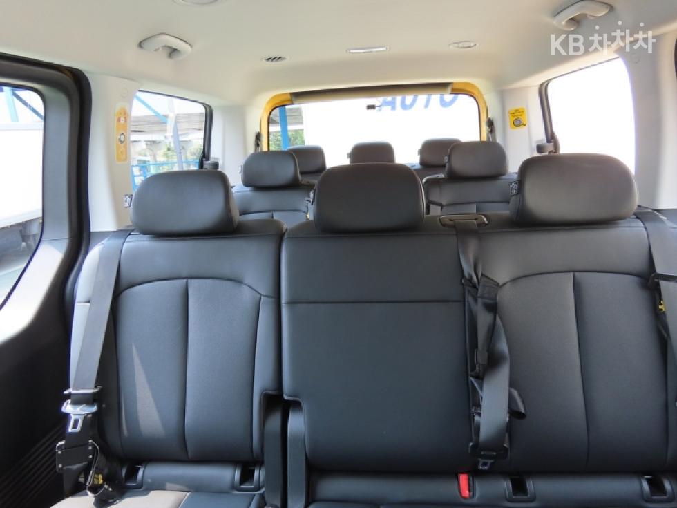 Hyundai Staria — miniaturë 8