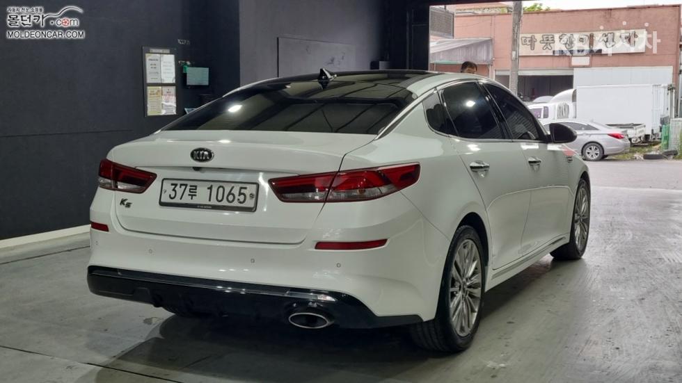 2019 - kia k5
