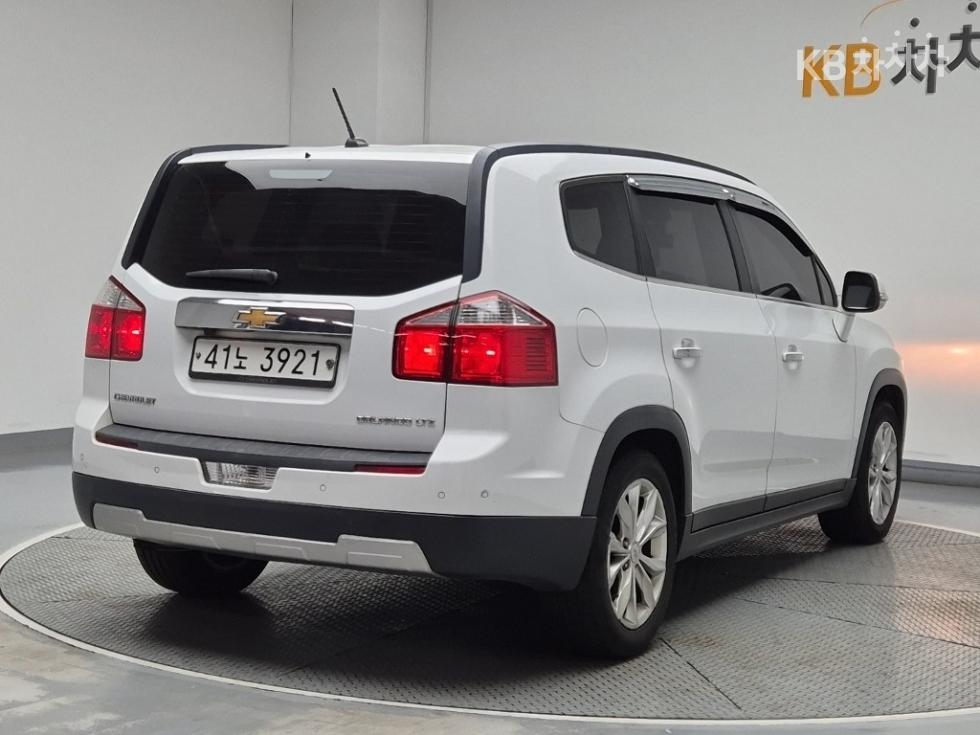Chevrolet Orlando — miniaturë 3
