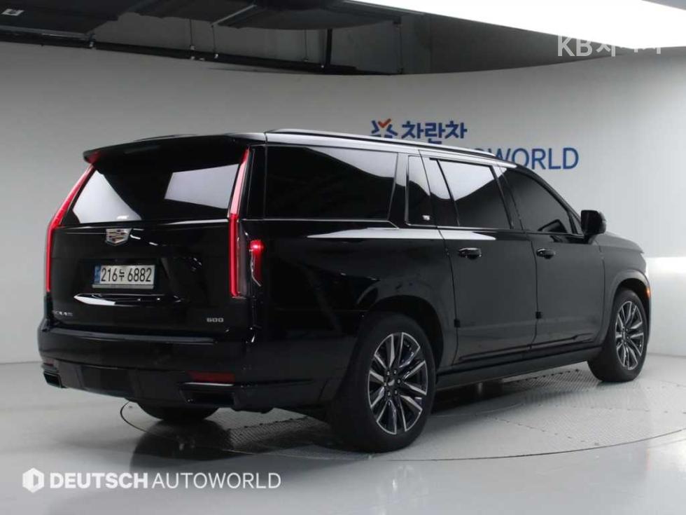 Cadillac Escalade — miniaturë 2
