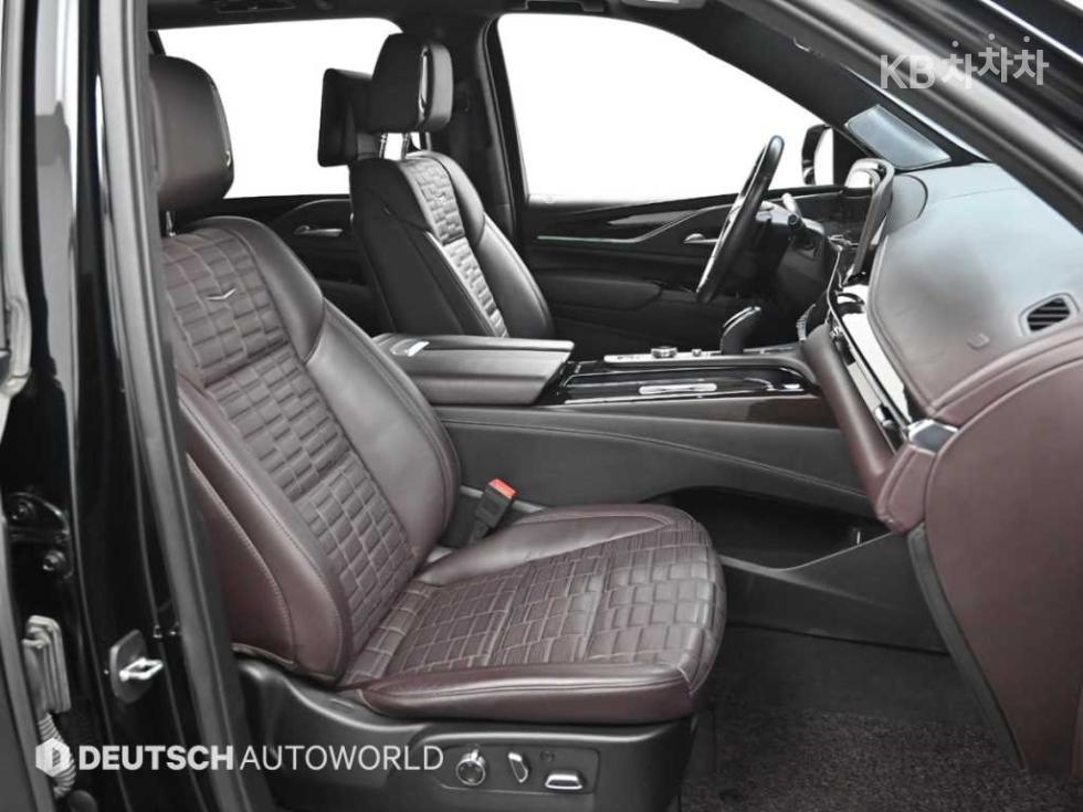 Cadillac Escalade — miniaturë 10