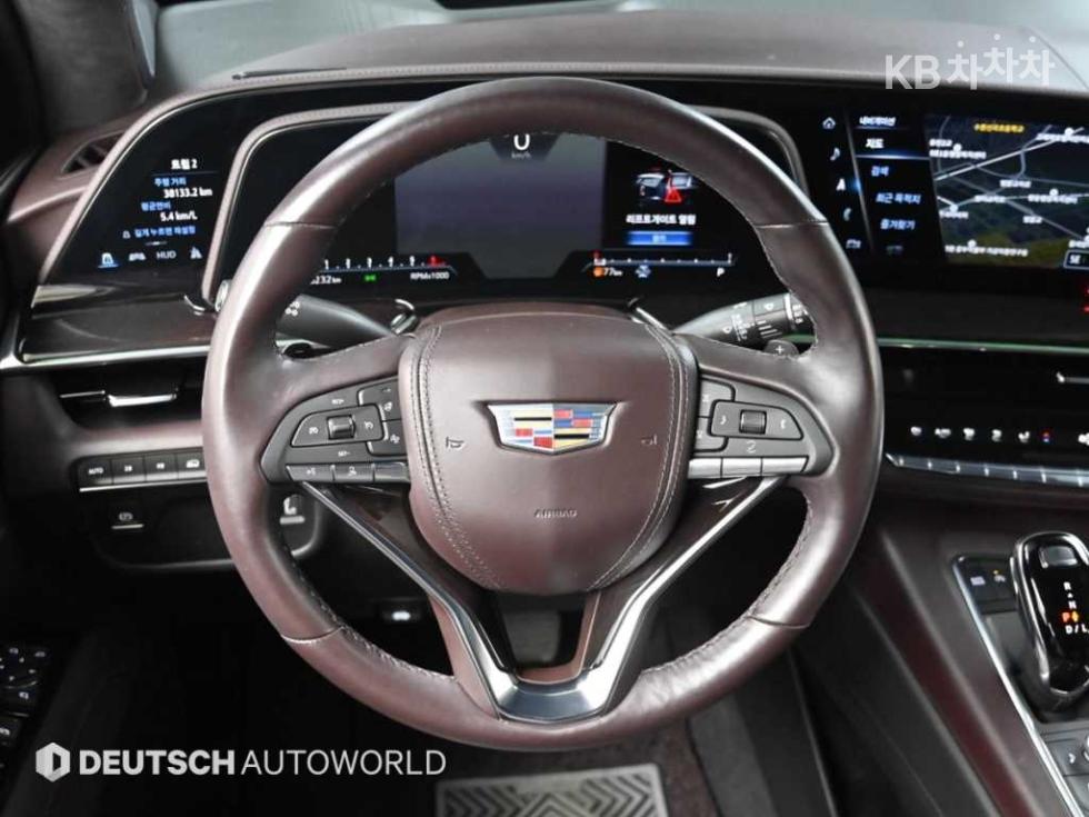 Cadillac Escalade — miniaturë 13