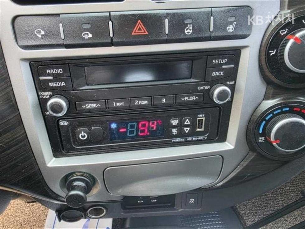 2017 - kia bongo iii
