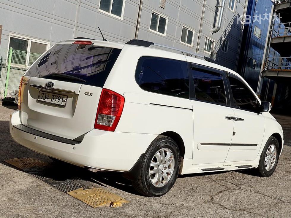2013 - kia carnival
