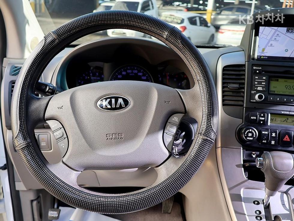 2013 - kia carnival