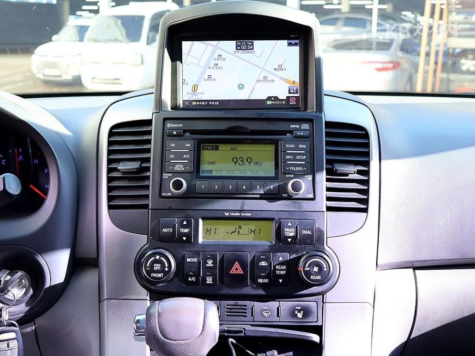 2013 - kia carnival